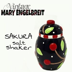 🎈4/$25 1990s replacement  salt shaker